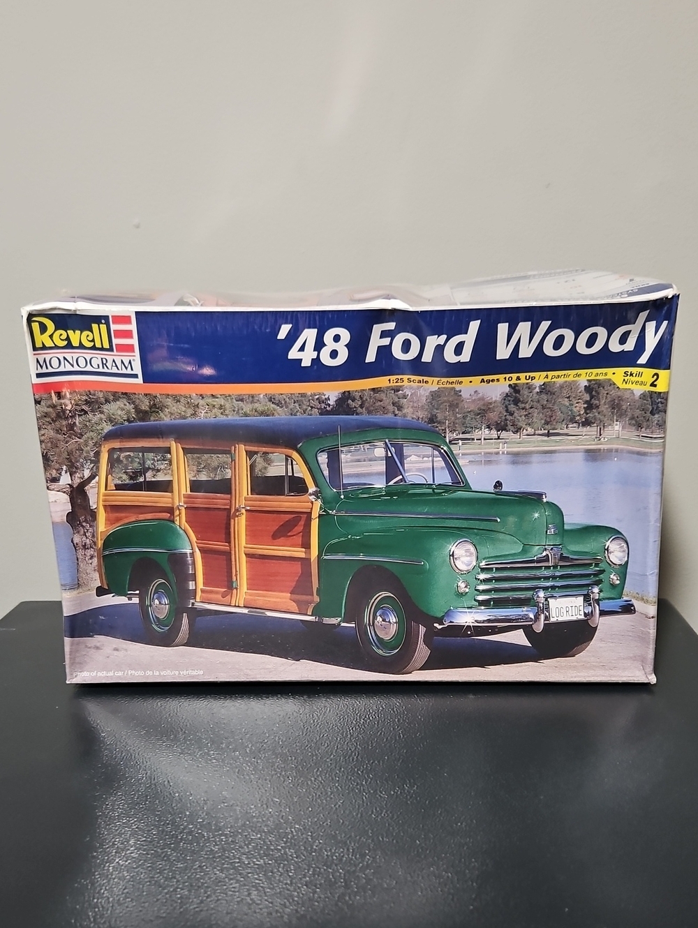 '48 Ford Woody Vtg Plastic Model Kit - By Revell